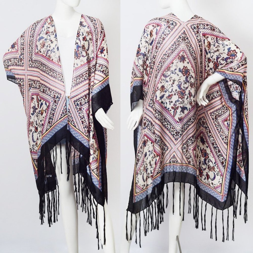 STEVIE Boho Chic Diamond Tassel Kimono Cape - Picture 6 of 7